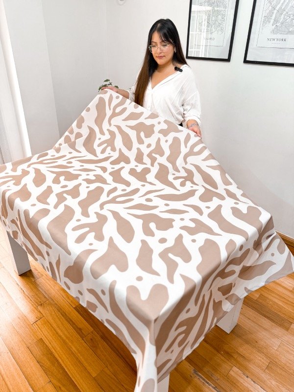 Producto - Mantel IMPERMEABLE - Manchas