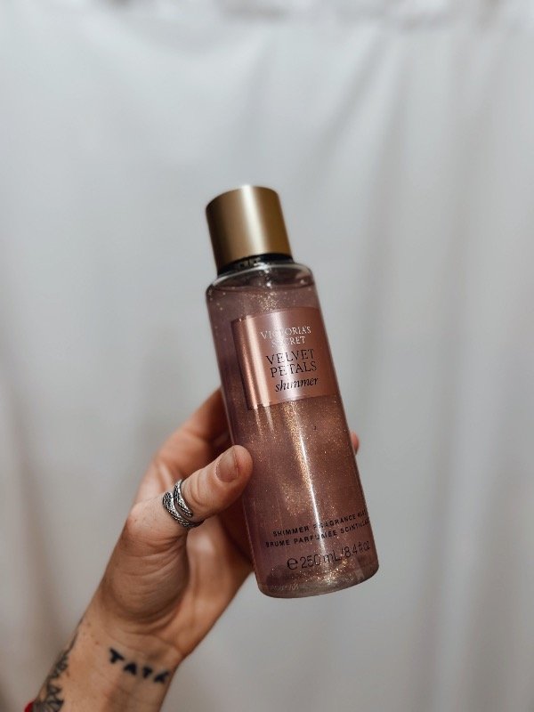 Producto - Body Splash Victoria Secret Velvet Petals shimmer
