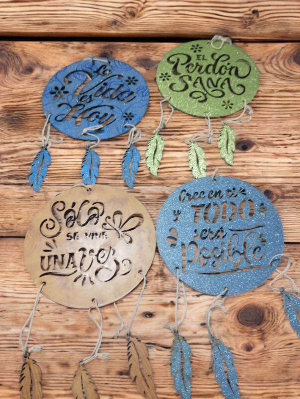 Producto - COLGANTES DE MADERA CON FRASES CHICO X1