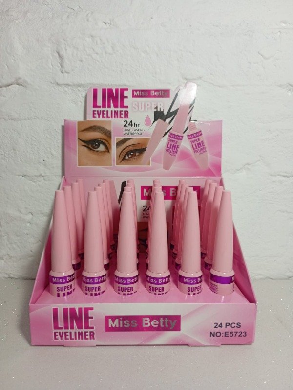 Producto - Delineador líquido 24h