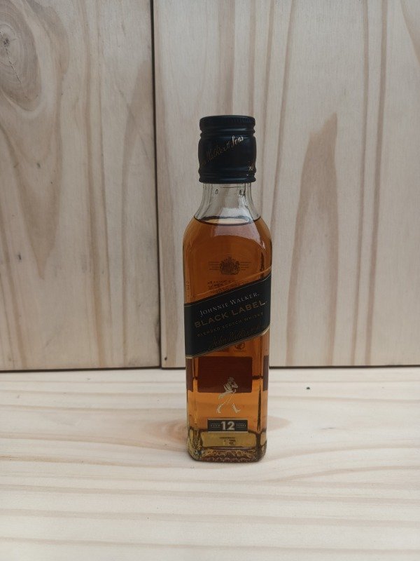 Producto - Jhonnie Walker black label 200 Ml