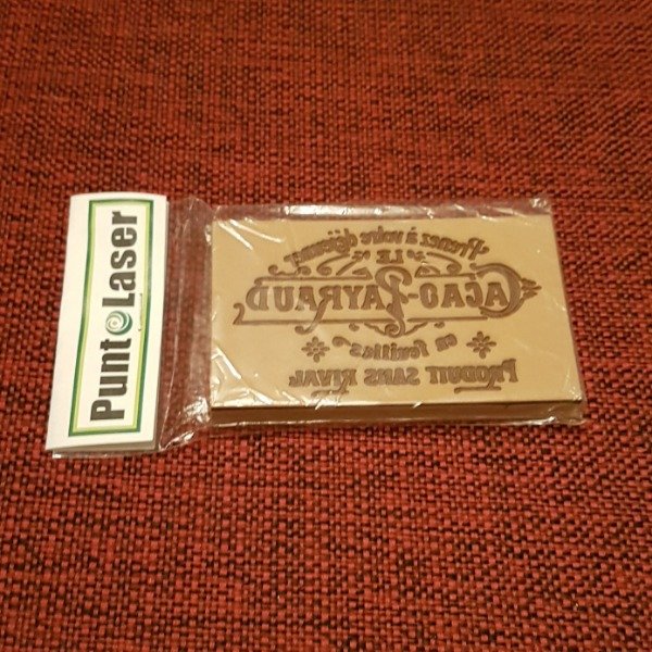 Producto - Bajo Relieve - 10 x 6 cm - Cod. 7001