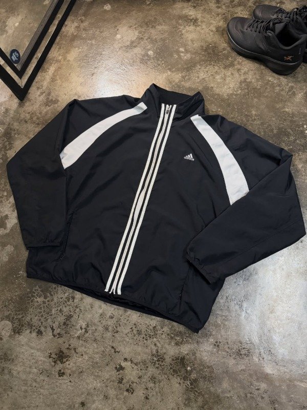 Producto - Adidas Rompeviento 04 (L)