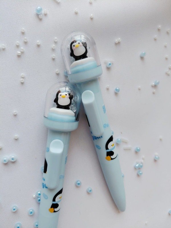 Producto - Bolígrafo pingüino con hielo en casita de cristal