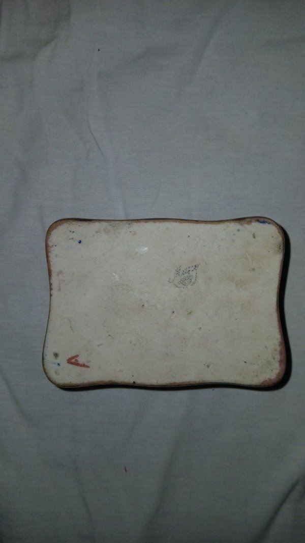 Producto - Vintage Capodimonte hand made paint ceramic box. - 6