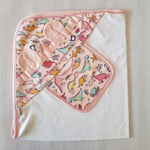 Producto - Mantita Recibidora + Babero Dino Rosa