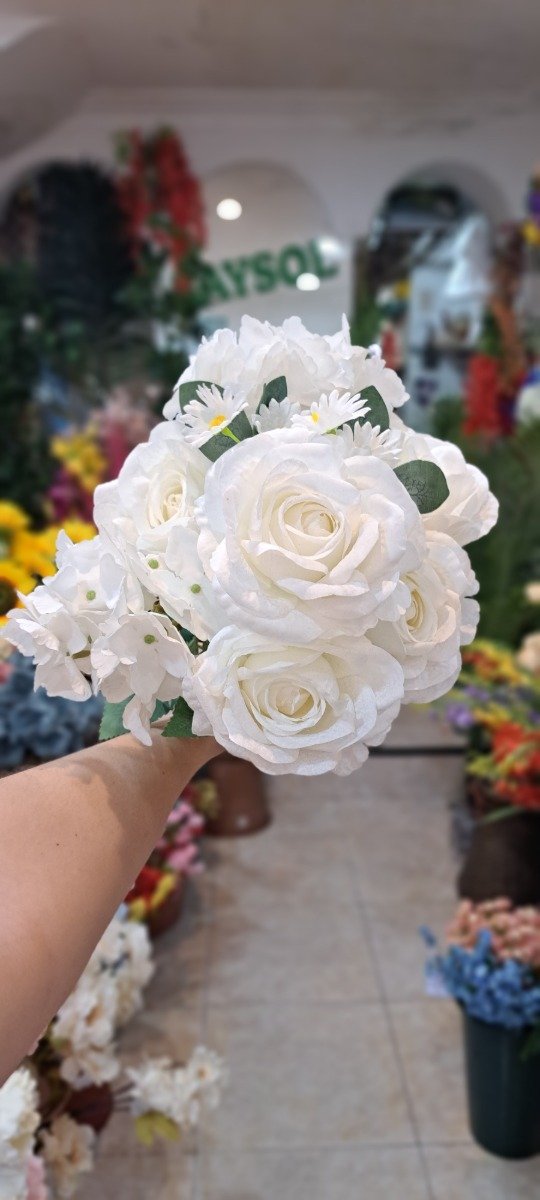 Producto - RAMO PREMIUM COMBINADO ROSAS MARGARITAS Y HORTENCIAS