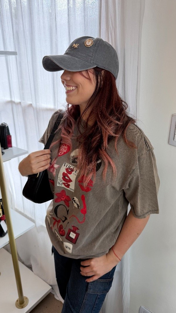 Producto - Remera oversize vogue