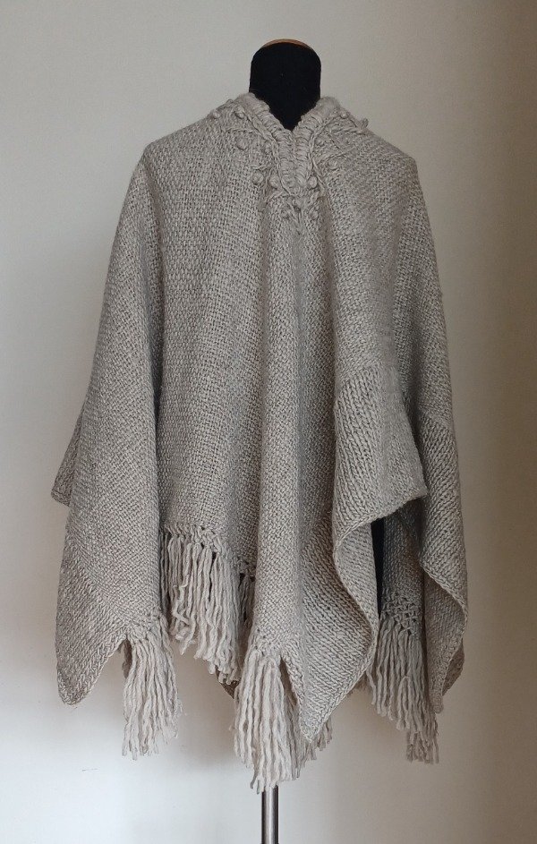 Producto - PONCHO de LANA al bies - 4