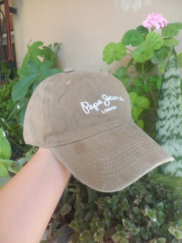 Producto - gorra "pepe geona" beige