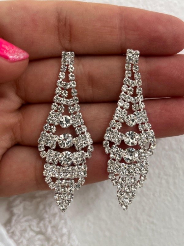 Producto - AFF0044 Aros fantasía blanco fiestas colgantes strass