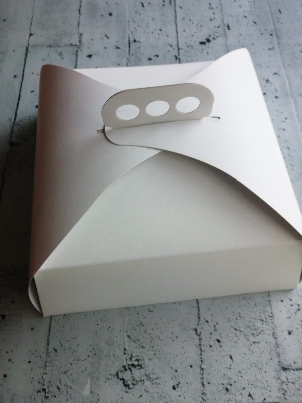 Producto - Caja maletin 25x25x15