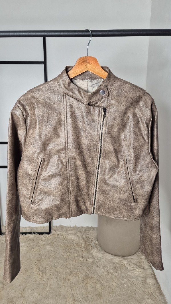 Producto - Campera eco cuero vison
