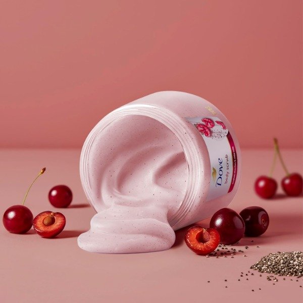 Producto - Dove Cherry and Chia Milk Body Scrub 425g