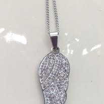 Producto - DIJE DE ALAS CON STRASS
