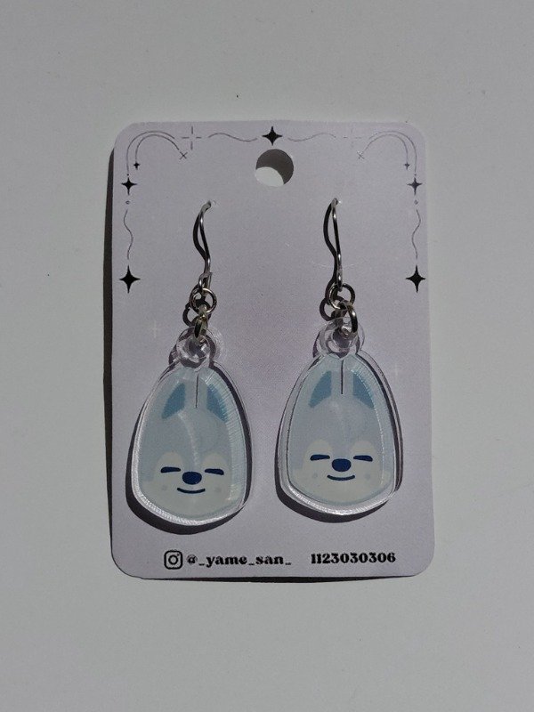 Producto - Arito de acrilico skz Wolf chan