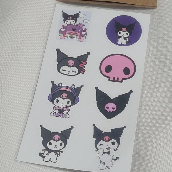 Producto - STICKER PLANCHA KUROMI