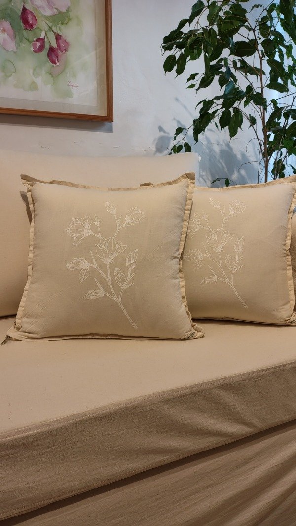 Producto - Almohadón Flores Blancas