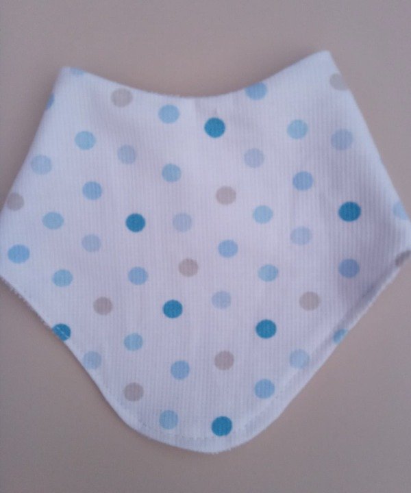 Producto - babero bandana Bebe