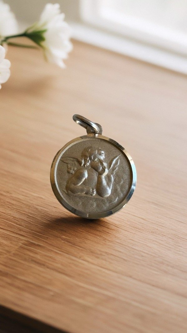 Producto - Medalla Ángel de la Guarda de plata 17MM D187