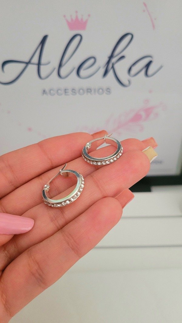 Producto - Argollas con strass de acero blanco