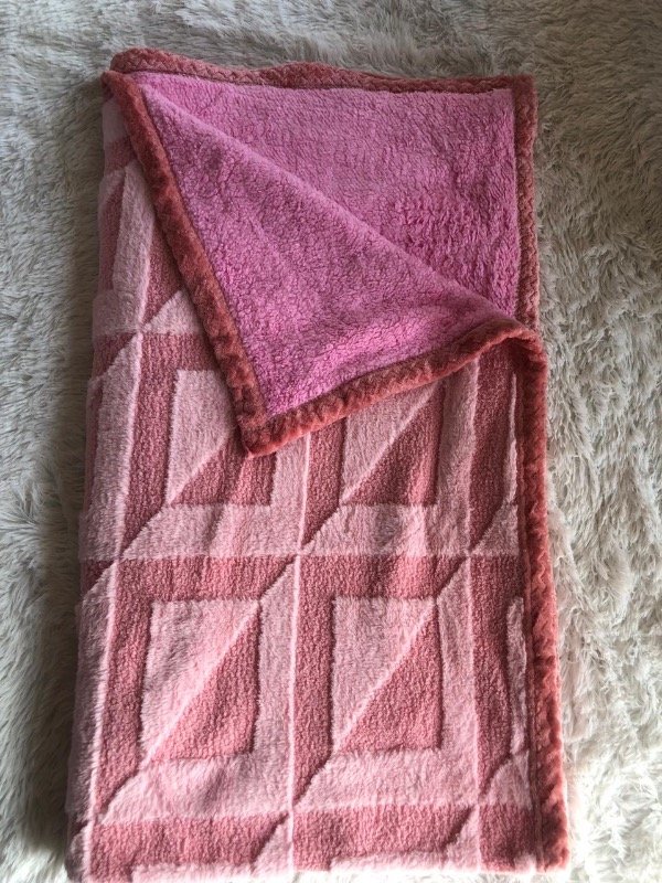 Producto - Mantas con corderito pesada