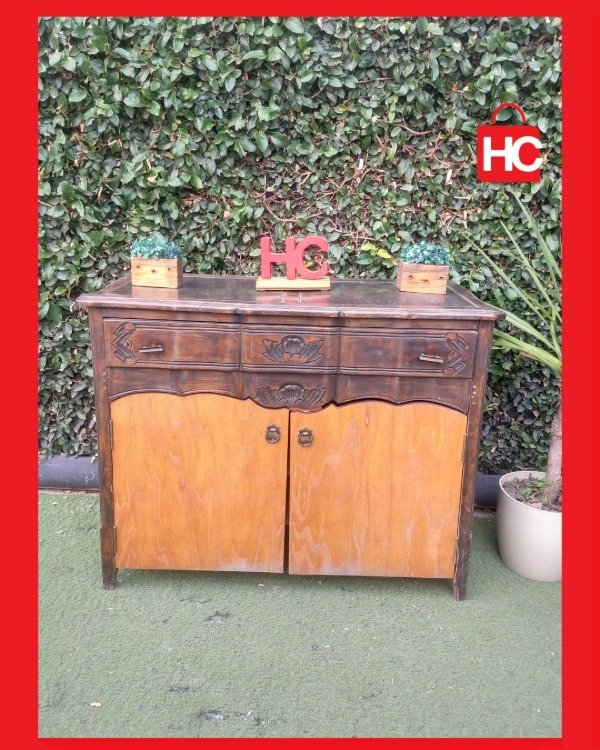 Producto - Mueble de Guardado Rústico con Cajones