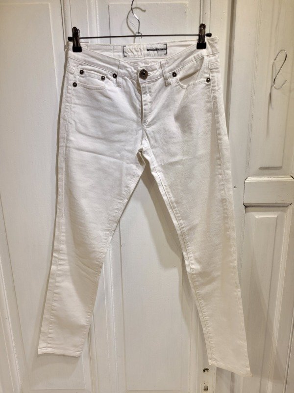 Producto - Jean MARIA VAZQUEZ blanco Talle 27 - PRECIO: 40X- PRECIO: 40X