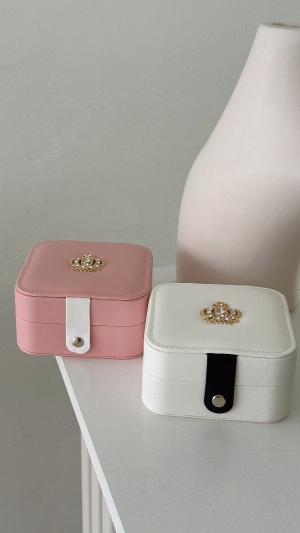 Producto - Alhajero Bali con broche y coronita 11x11cm - 0