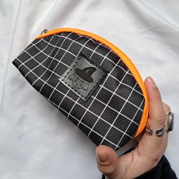 Producto - Neceser medialuna cuadrillé
