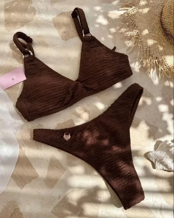 Producto - Bikini con top y less clásica chocolate - Art Helena - 1