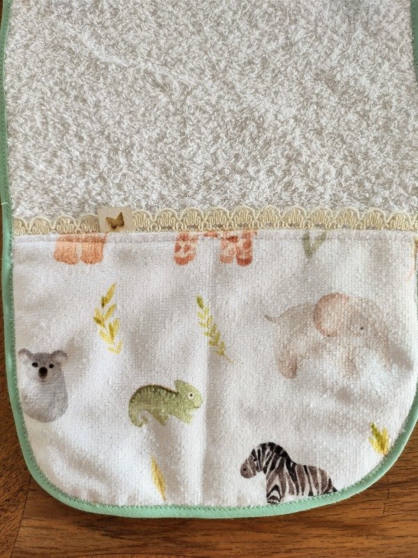Producto - Babita con puntilla Animalitos verdes