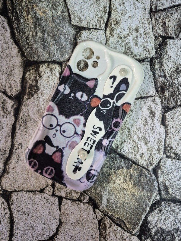 Producto - Funda tpu diseño con strap Iphone 11 gatitos