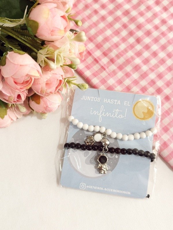 Producto - Pulseras Imán Astronautas Cuentas