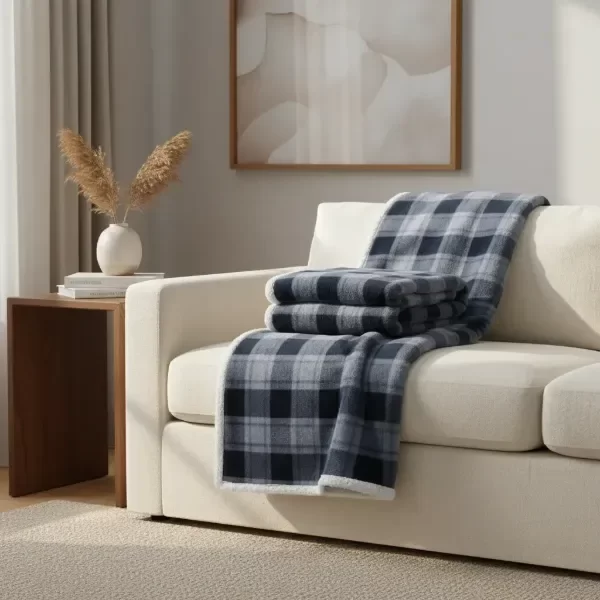 Producto - FRAZADA ESCOCIA CON CORDERITO TWING - 6