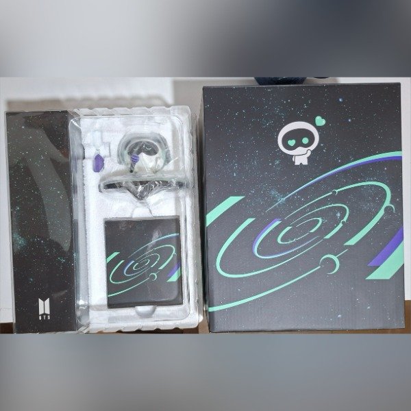 Producto - MERCH BOX 12