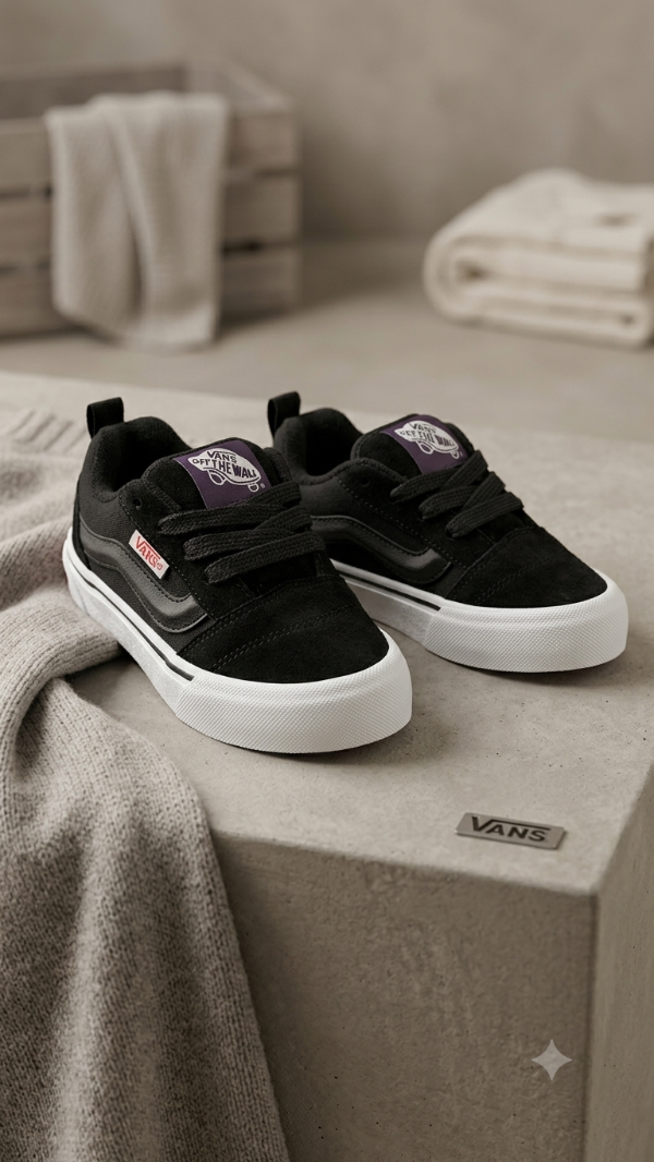 Producto - KNU 2 - Total Black