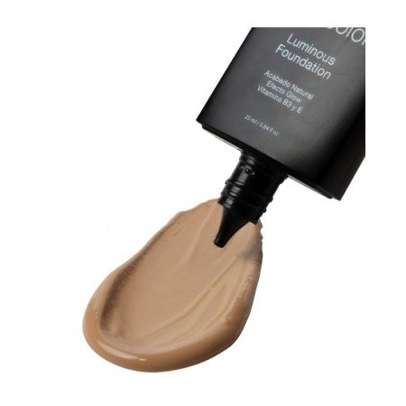 Producto - SKINC LUMINOUS FOUNDATION MEDIUM - 1