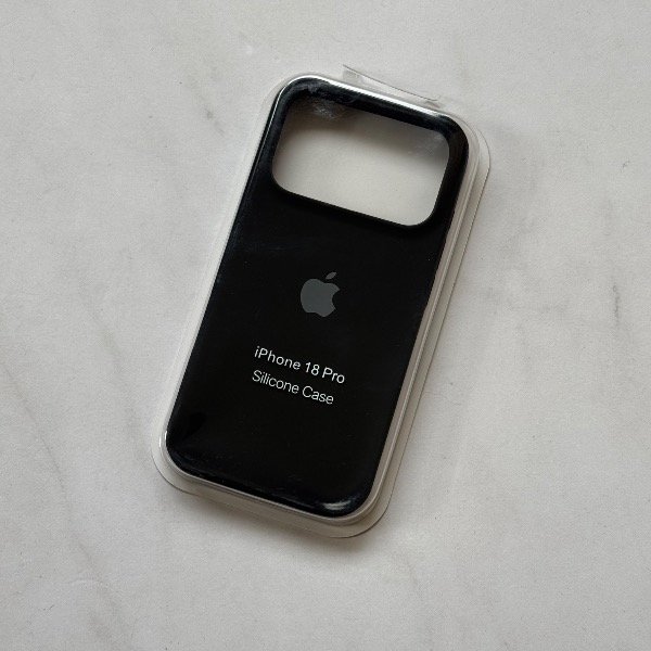 Producto - 18 PRO SILICONE CASE - 5