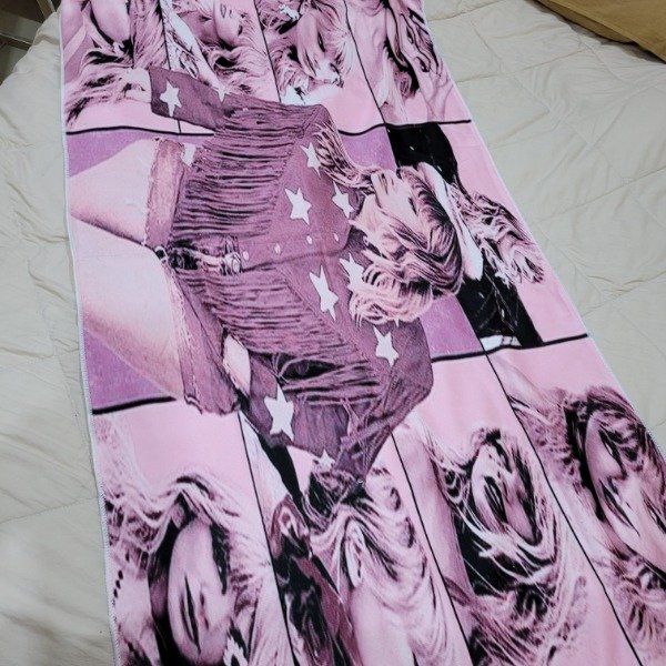 Producto - Toallón Taylos Swift Lover