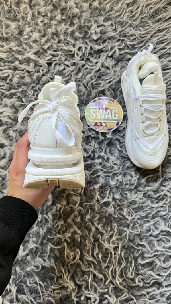 Producto - AIR MAX FURYOSA TRIPLE WHITE - 2