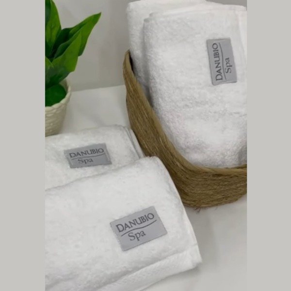 Producto - Toallón de baño Línea institucional Danubio Spa - 9
