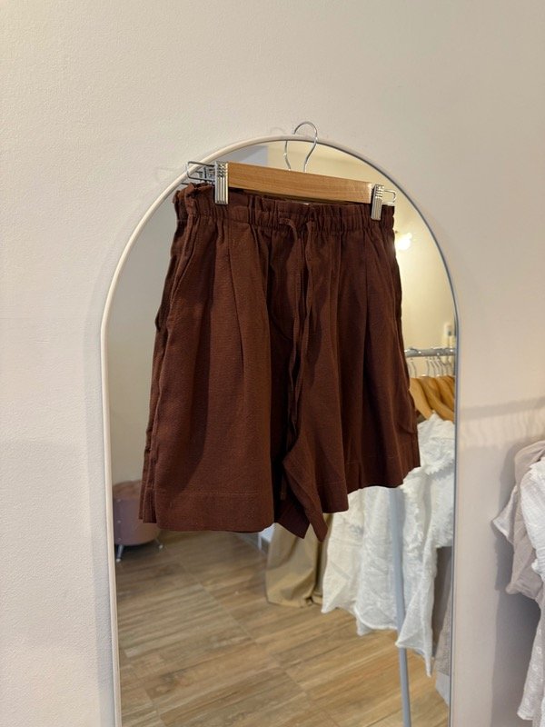 Producto - Bermuda Alina chocolate (lino)