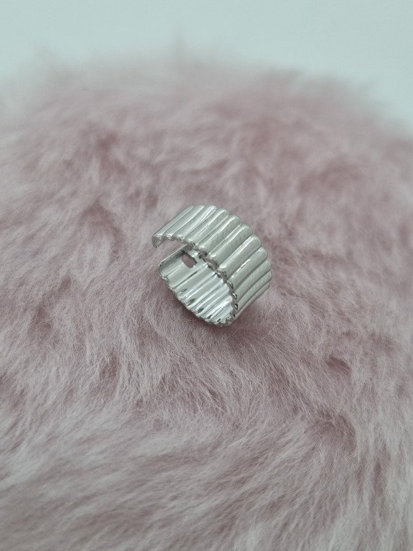 Producto - Aro cuff acero quirúrgico argollita text