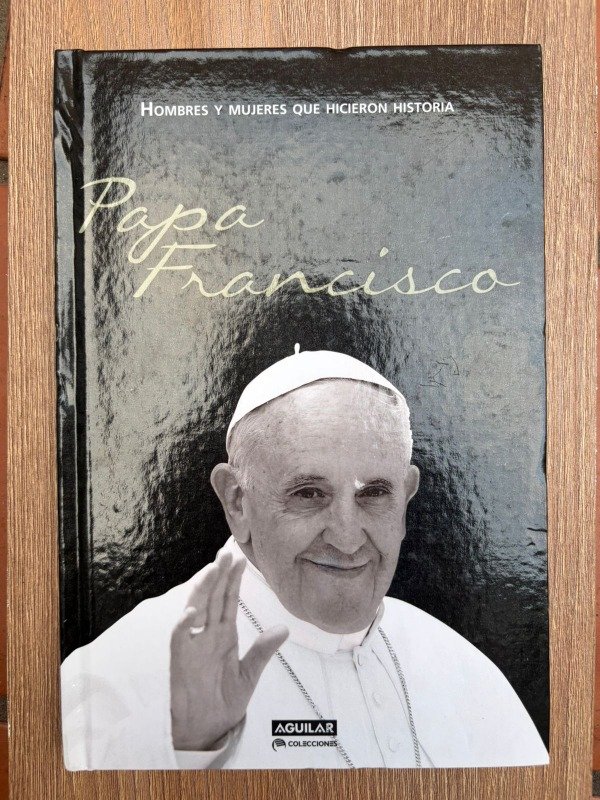 Producto - AA.VV. (Autores Varios): "Papa Francisco"