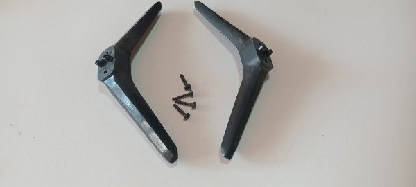 Producto - Juego Par De Pies Soporte Tv Daewoo Dwled-43fhd3