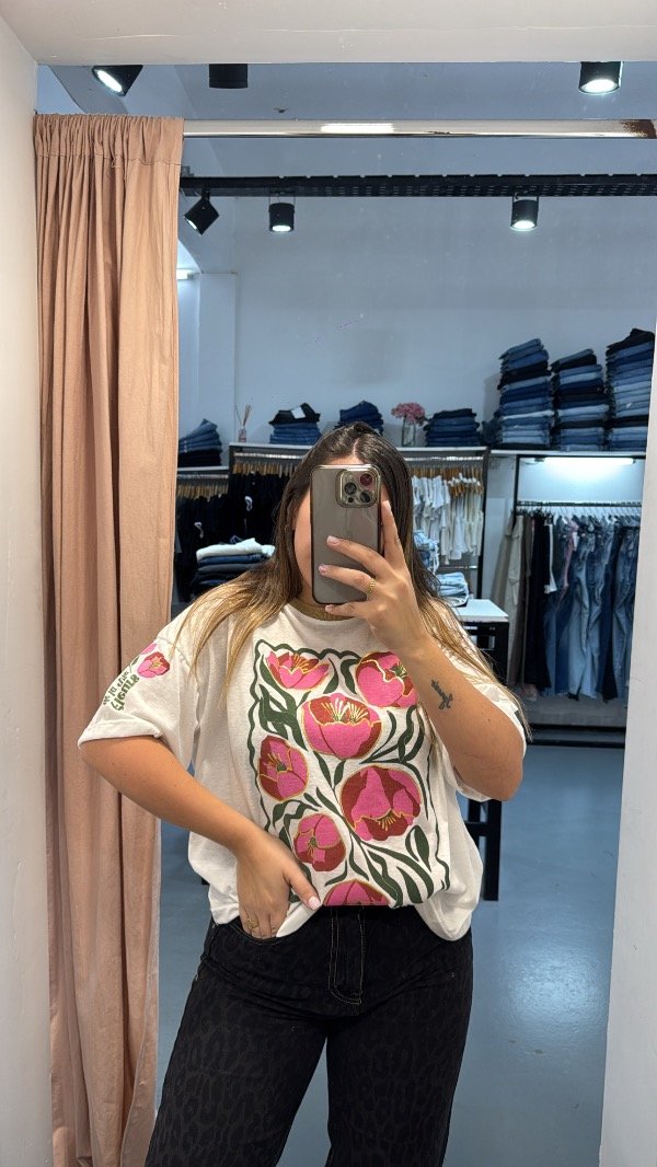 Producto - Remera Floreada