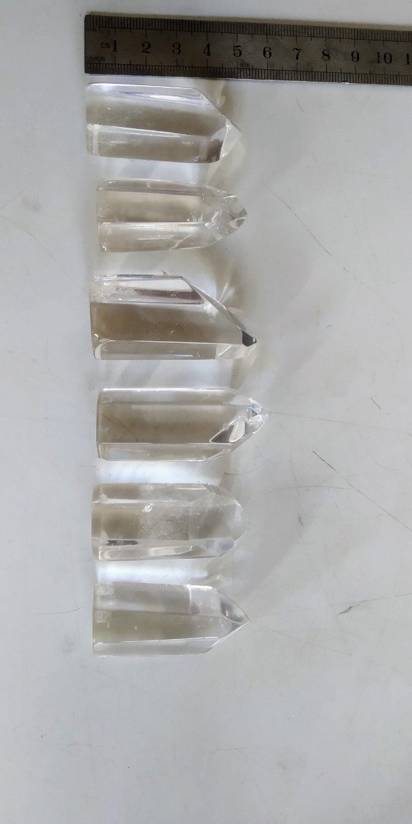 Producto - Cristal de cuarzo con base