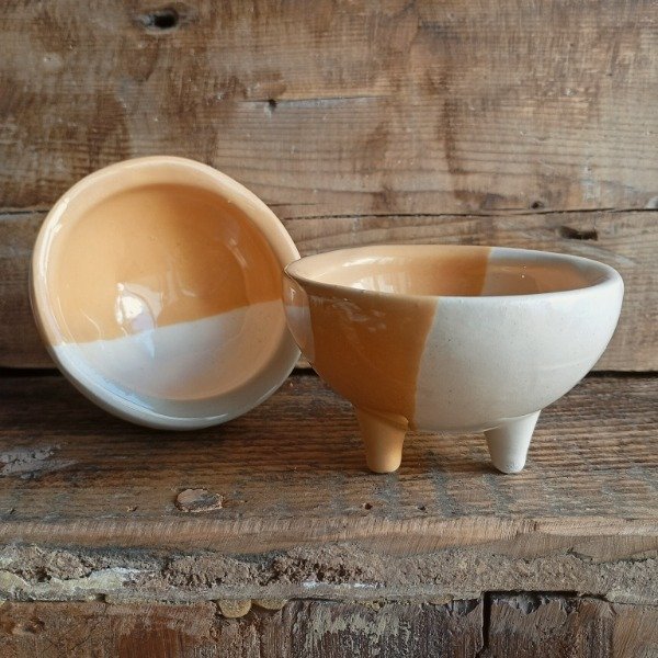 Producto - Cuenco chico / Macetita con patas - Natural y Marrón