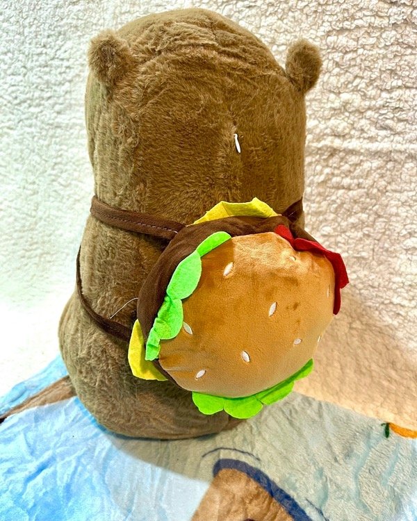 Producto - Peluche Capibara gigante con manta [HAMBURGUESA]